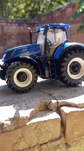 Trator New Holland T 7.315 #trator #newholland #miniatura 