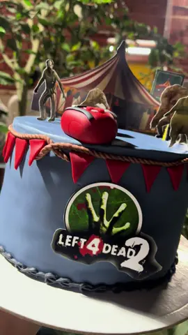 Siempre es bueno recordar viejos tiempos 🧟‍♀️🧟🧟‍♂️ left4deadcake #left4dead #left4dead2 #games #gamestiktok #foryou            