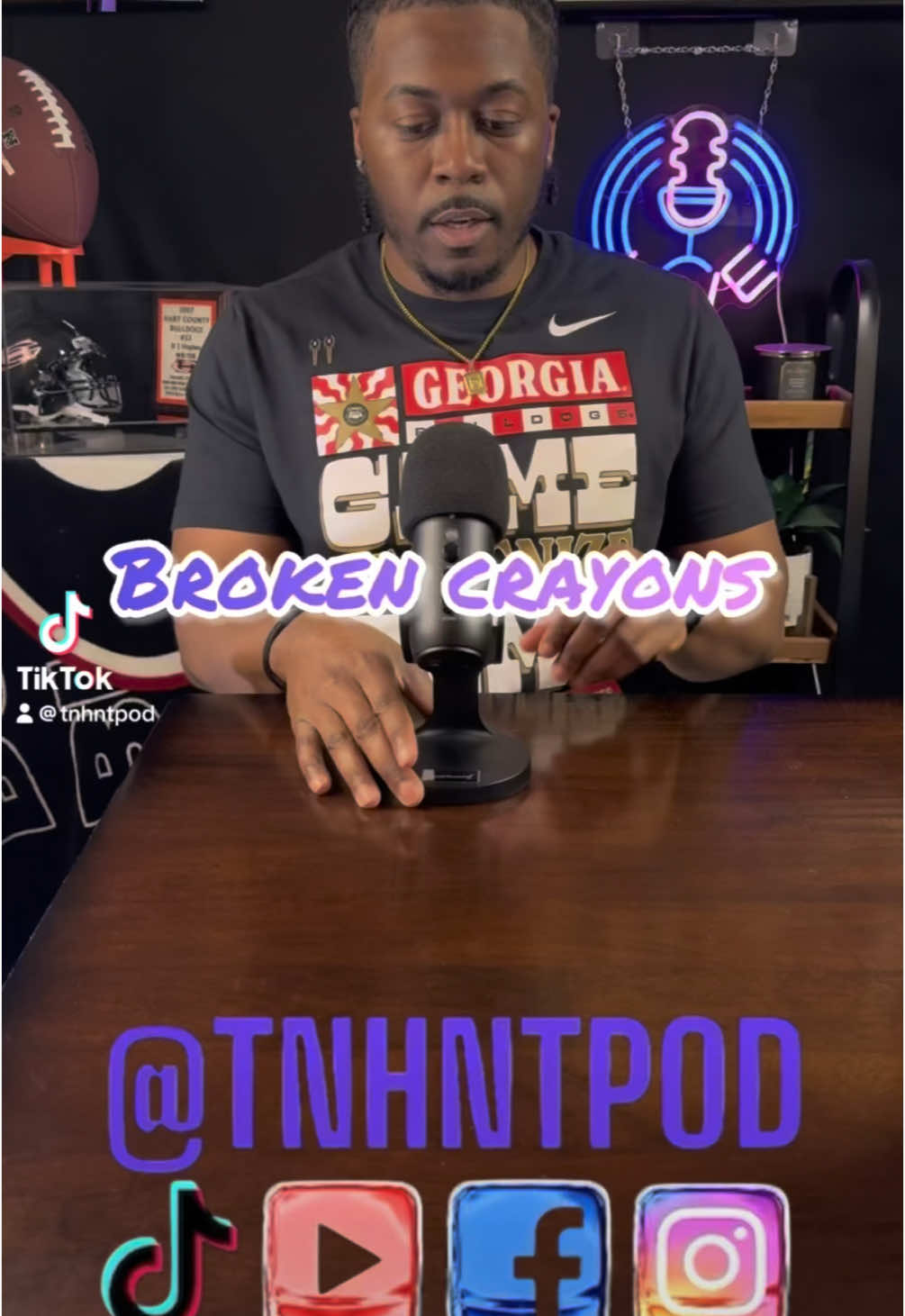 Mr. TNHNTPOD with some words of encouragement — broken crayons still color. No matter what’s been broken in your life, God can still use you. Press play! @DJ  #BrokenCrayonsStillColor #Faith #Encouragement #Hope #Motivation #PodcastLife #KeepGoing #PurposeDriven #StayStrong