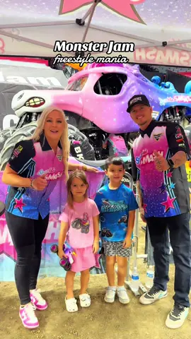 @Monster Jam freestyle mania was so fun! Get your tickets for tomorrow code 25GRV for 25% off @Golden 1 Center #hosted #monsterjam @Feld Entertainment 
