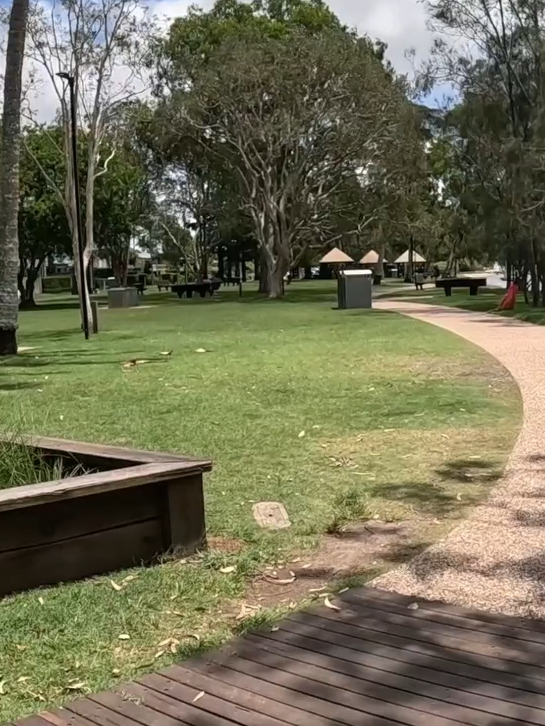 Stroll along  GYmpie Terrace and the Noosa Esplanade on the Sunshine Coast #sunshinecoastaustralia #sunshinecoast #queenslandaustralia #noosaheads #noosaville