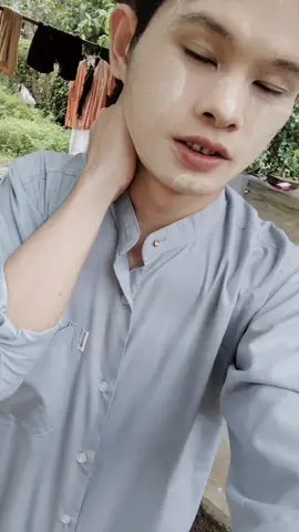 #သနပ်ခါးလေးနဲ့ကောင်လေး💕💕 #ချစ်တဲ့စိတ်လေးနဲ့ကြည့်ပေးပါနော်😘😘😘😘 #မြင်ပါများပီးချစ်ကျွမ်းဝင်အောင်လို့ 