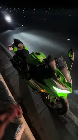 pure sound #foryou #foryoupage #fyp #fyppppppppppppppppppppppp #viral #bikertok #zx4rr #bigbikephilippines #ninjazx4rr #bigbikethailand #bigbike #kawasaki #pogi #biker #motovlog #bomba #pogingrider #puresound 