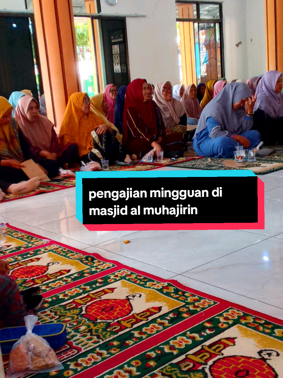 pengajian mingguan di masjid al muhajirin kampung sumur asem ♥ disela² kesibukan kita , kita jangan sampai lupa buat charge iman kita✨#pengajian #sholawatan_yuk #fkpsa #fyppppppppppppppppppppppp #masyaallahtabarakkallah #insyaallahberkah 