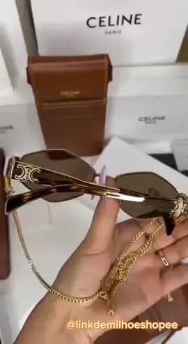 🕶️ Luxo e estilo em cada detalhe! Óculos de Sol Diamantados ✨ ✔️ Design importado e de alta qualidade ✔️ Armação metálica pequena e fashion ✔️ Brilho sofisticado para qualquer look O acessório perfeito para mulheres cheias de atitude! 💎 #ÓculosDeSol #ÓculosDiamantados #ModaFeminina #AchadinhosShopee #ShopeeFashion #ÓculosImportado #SmallFrameSunglasses #ShopeeBrasil #EstiloOcidental 