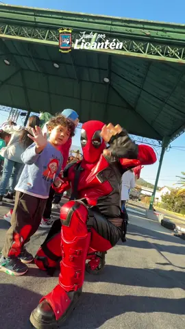 Celebramos el Día de la Niñez en nuestra comuna El viernes 8 de agosto vivimos dos lindas jornadas dedicadas a nuestras niñas y niños. En la zona costa, en el Colegio Dr. Manuel Avilés Inostroza, y en la Plaza de Armas de Licantén, pudieron disfrutar de actividades recreativas, juegos y momentos en familia. ¡Gracias a todos quienes participaron y hicieron posible esta celebración! #DíaDeLaNiñez #JuntosPorLicantén