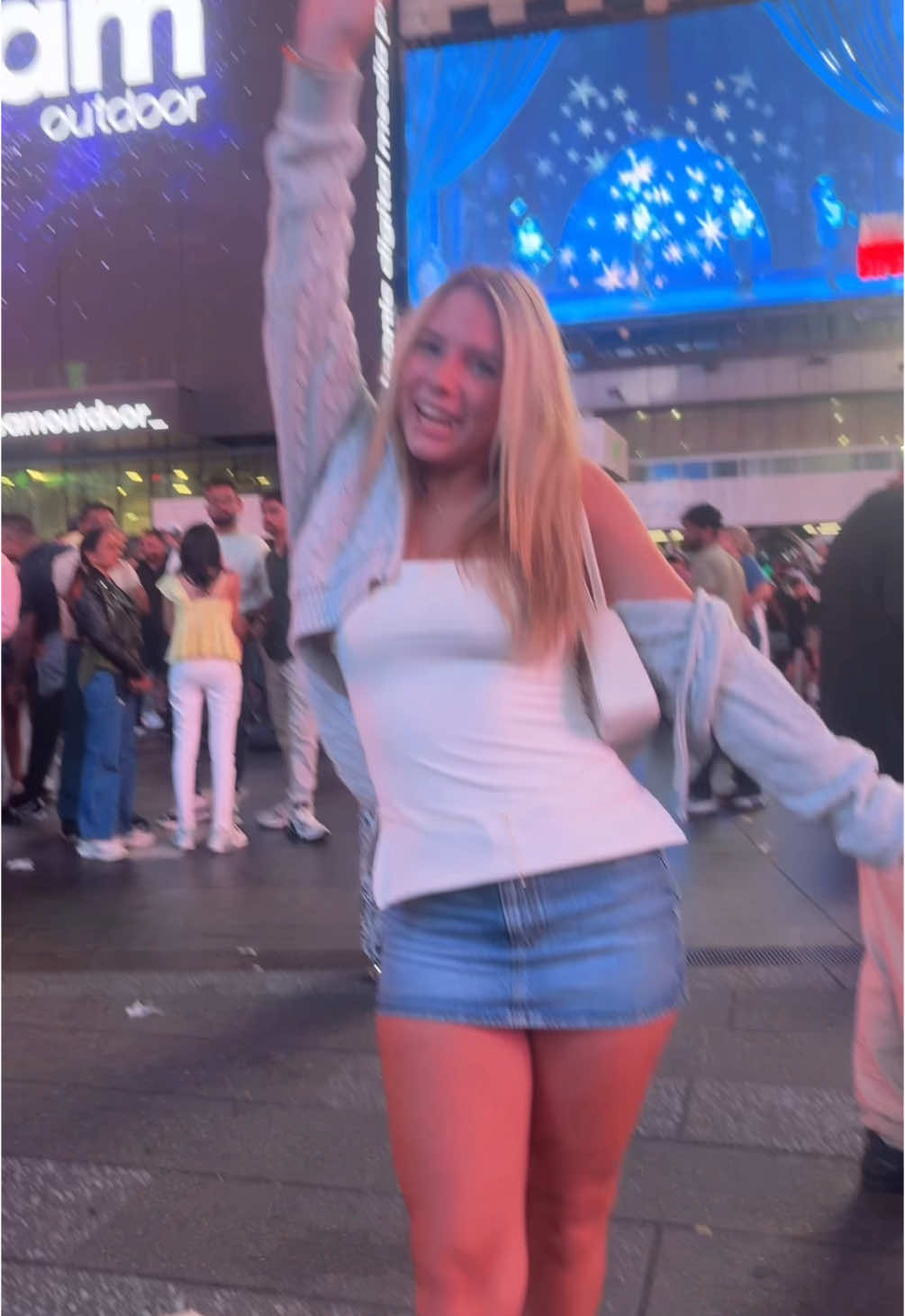 everywhere but my house 🥰 #fyp #travel #OOTD #newyork #nyc 