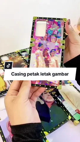 Banyak corak pilihan, pilih je yang mana berkenan di hati ❤️  pakai phone model apa? Meh komen ira check stok dulu 🥰 