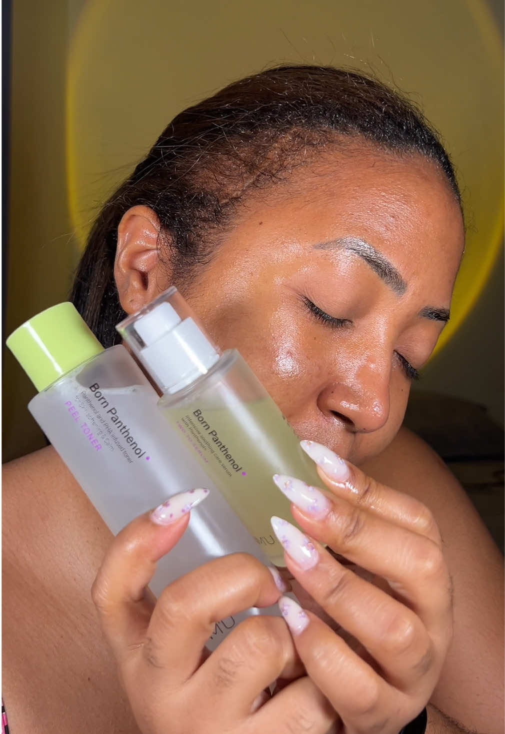 Después de un largo día… 💆🏻‍♀️✨ Toner + serum Born Panthenol de @SAM’U para hidratar, calmar y mimar mi piel 💧✨ #samu #bornpanthenol #skincare #SelfCare #kbeauty #trend #funk #phonk #viral #fyppppppppppppppppppppppp 