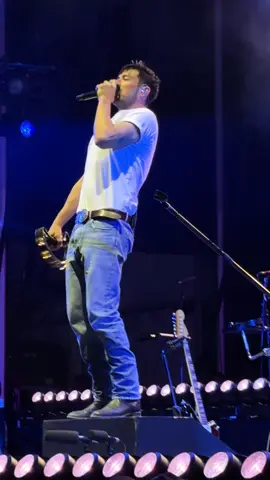 felt every note, kept every memory. thank you for the most magical birthday ever @Mumford & Sons 🤍@foresthillsstadium #mumfordandsons #marcusmumford #agora #mumfordandsonslive #foresthills 