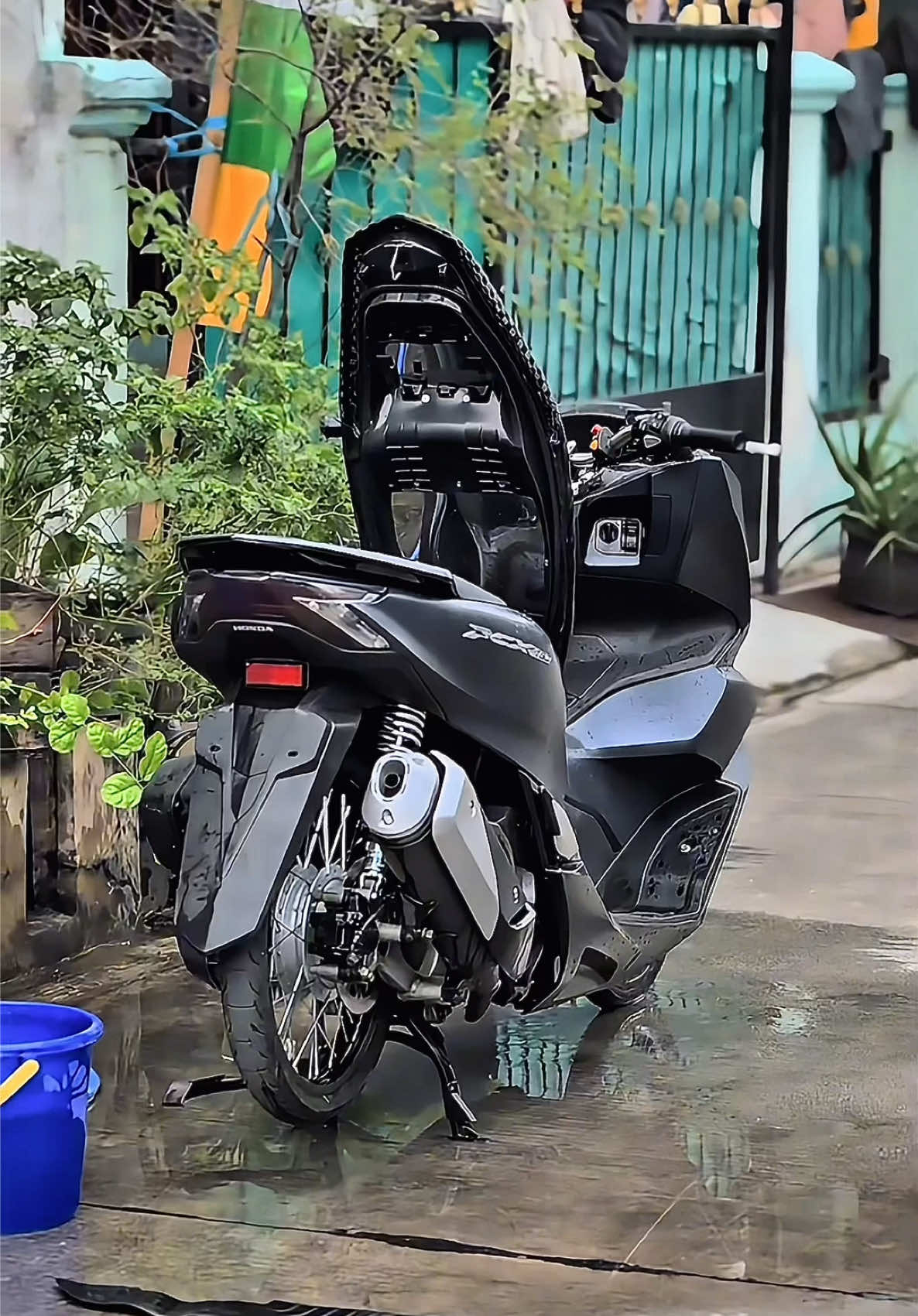 Kebersihan sebagian dari ganteng 🤩 #pcx160 #ring17style 