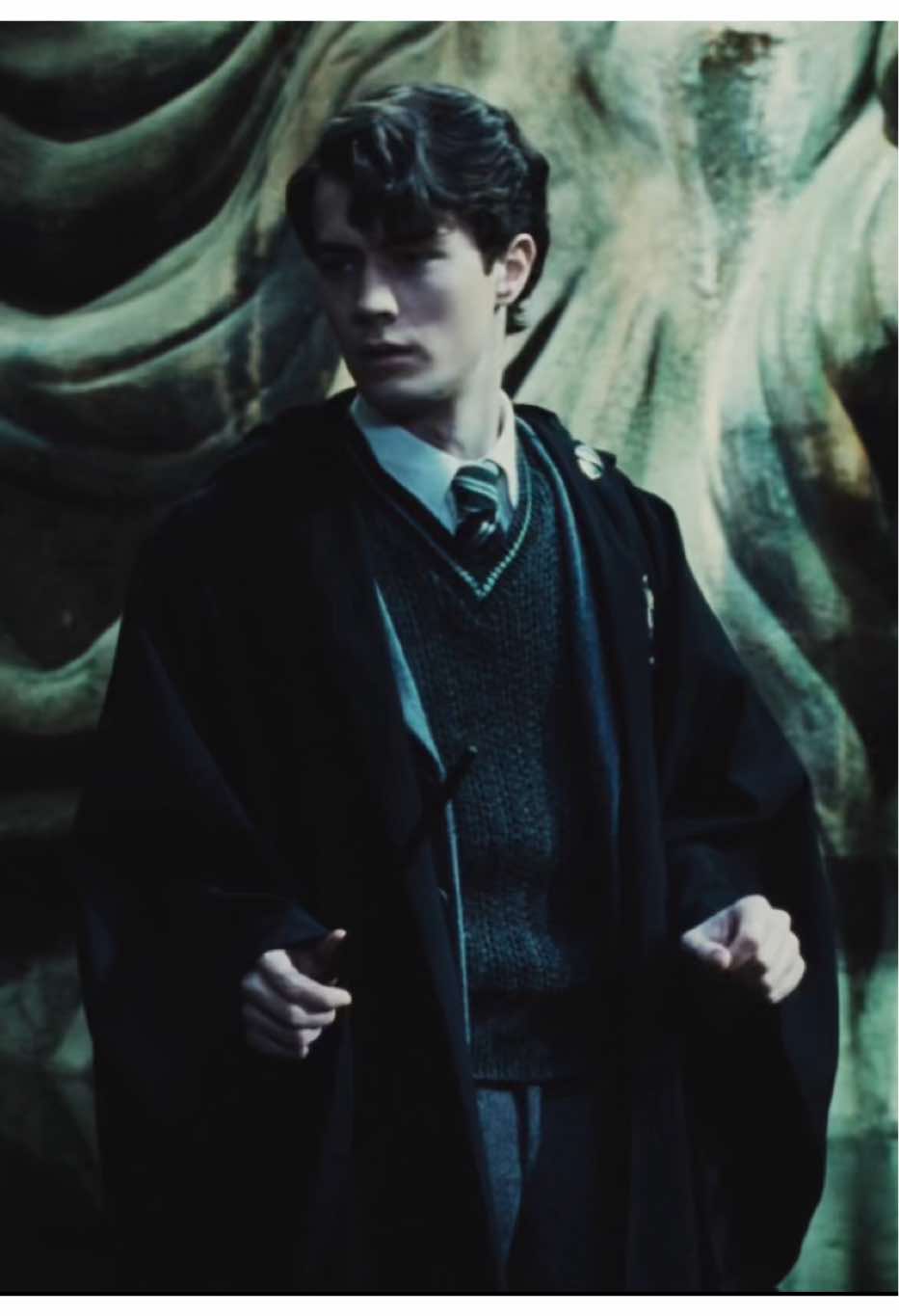 #tomriddle #tomriddleedit #harrypotter #harrypotteredit #christiancoulson #christiancoulsonedit After Effects 2024 Scenepack