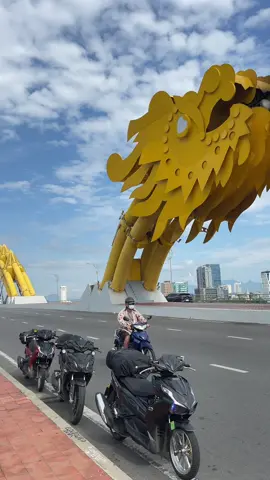Hello Đà Nẵng 🤗.#phuotluon #iamtrung201 #danang #xuyenviet #17thaibinh 