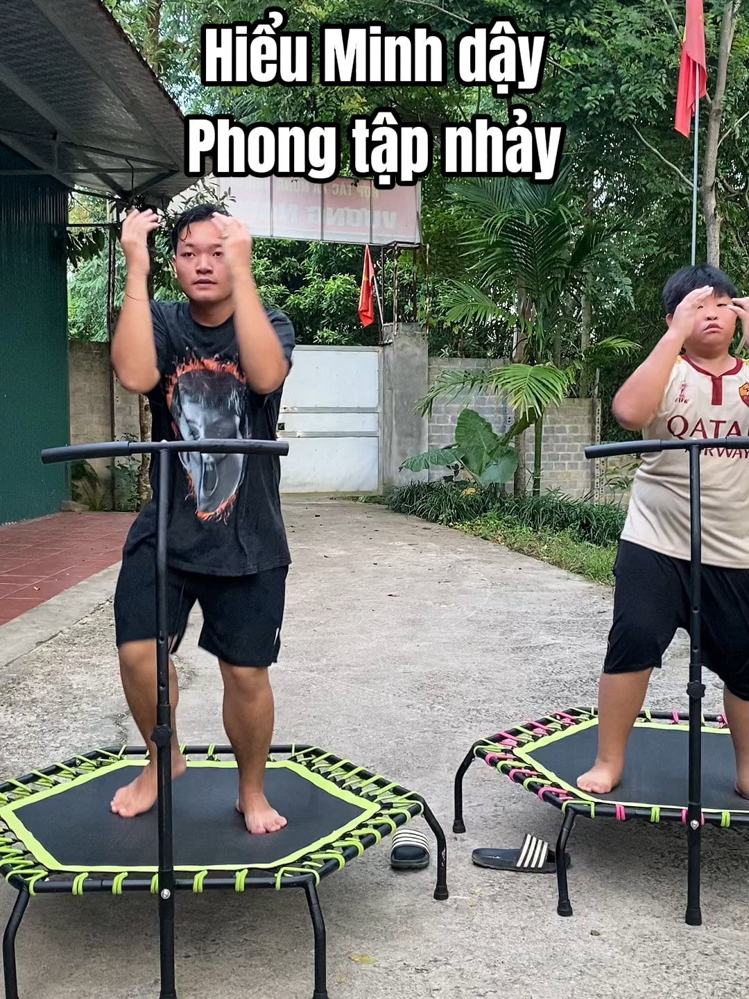 Hiểu Minh dậy Phong tập nhảy #hieuminhtulap #vuongngocthao #mocliengroup #moclienhtxvuongngocthao #xuhuongtiktok #xuhuong #vuongthituyetnhung #fyp #viral #fypシ #laocai #daugoimila #daugoi