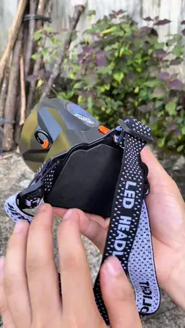 Phần 1742 | Đèn Zacro đội đầu thông minh chiếu xa cả 100 mét pin 6-8 tiếng #tuantiendung #denpindoidau #denpindoidausieusang #denpindoidausieusangchieuxa #tienich #LearnOnTikTok #xuhuong 