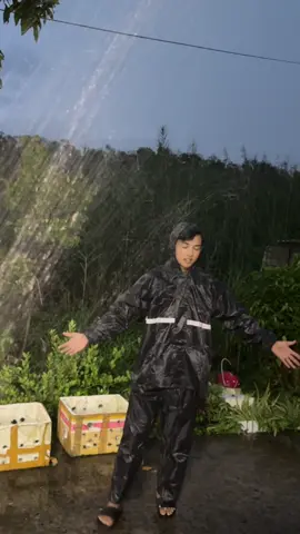 Bộ quần áo mưa 👌