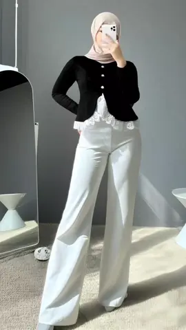Sabrina Blouse wanita Knit Premium melar Renda halus Atasan semi crop Korean Style Kekinian