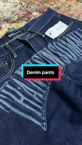 🤩#baggyjeans #denimpants #thanksinsomnia #denim #jeansoutfit #fyp 