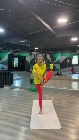 #yoga #yogabogor #fyp #yogaeverydamnday #yogachallenge #yogapose #loveyoga 