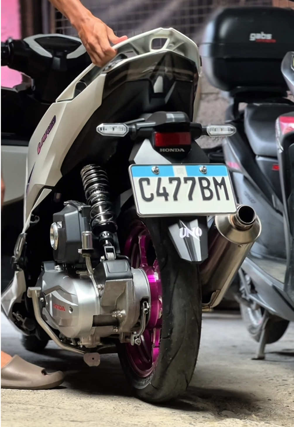 SAIYAN PERFORMANCE MONOSHOCK WITHOUT TANK ADJUSTABLE #uno #hondaclick #v3 #saiyan #shock #saiyanshock #fullyadjustableshock #monoshock #indoconcept🇮🇩 #icph🇵🇭🇮🇩 #icphnocounter #variomodifikasi 