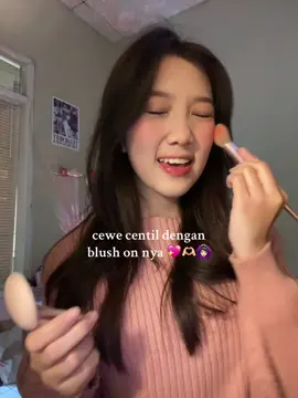 belumm oke kalo blush nya belom nampol, btw ini radiant sheen blush from @Cleyà Beauty yaaa 💖#centil #blushon #fyp 