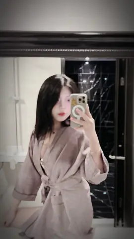 Tiếc cho những lời hứa hẹn nói được mà không làm được,Tiếc cho những lần đặt cược cả trái tim mà lại nhận về trăm ngàn vết xước.#xuhuong #viral 