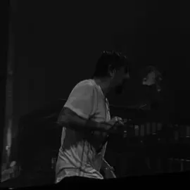 DEFTONES | PASSENGER #numetal #deftones #lyrics #whitepony #passenger 