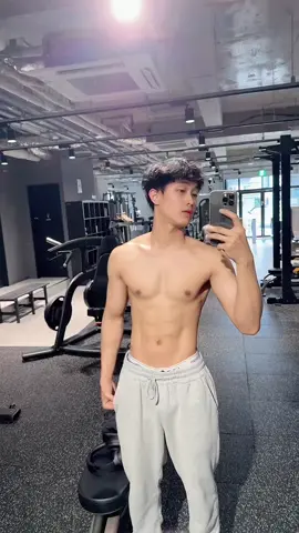 Mau pake adat jawa atau adat keluarga kamu aja ? 🥵😋