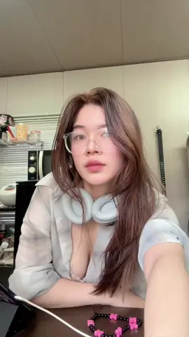 🤨