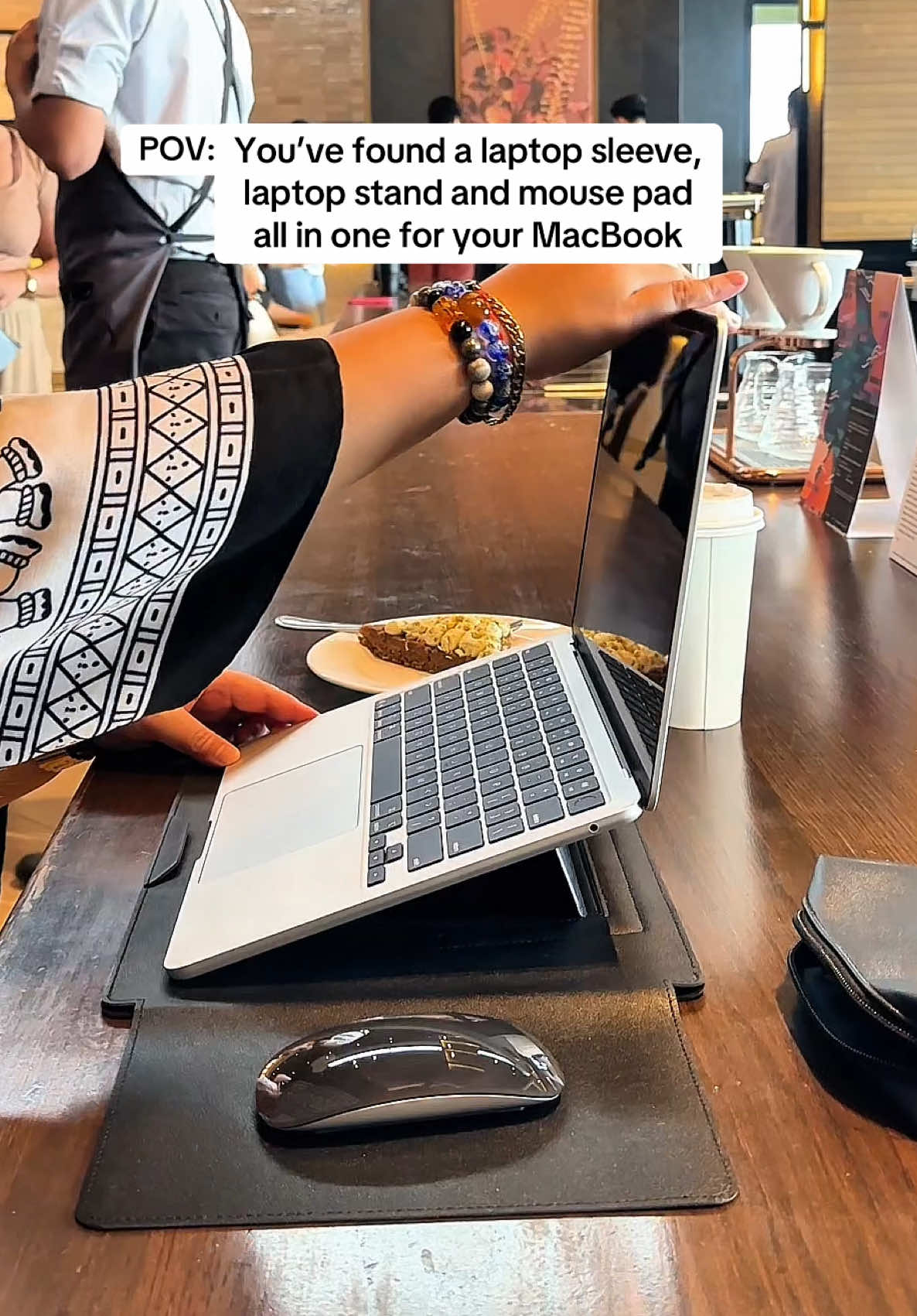 3 in 1 Laptop Sleeve / Laptop Case 💻 with pouch #multifunctional #laptopsleeve #laptopstand #waterproof #fyp 