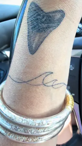 Bring your tattoos back to life with @Mad Rabbit new Enhance vanilla balm #tattoos #tattoocare #tattedmom #fyp #foryou 