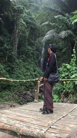 Eh udah Minggu lagi ya😃 #fyp #airterjunlaccar #zybca #masukberanda #baweangresik #fypppppp #wonderfulindonesia #wisataairterjunlaccar 