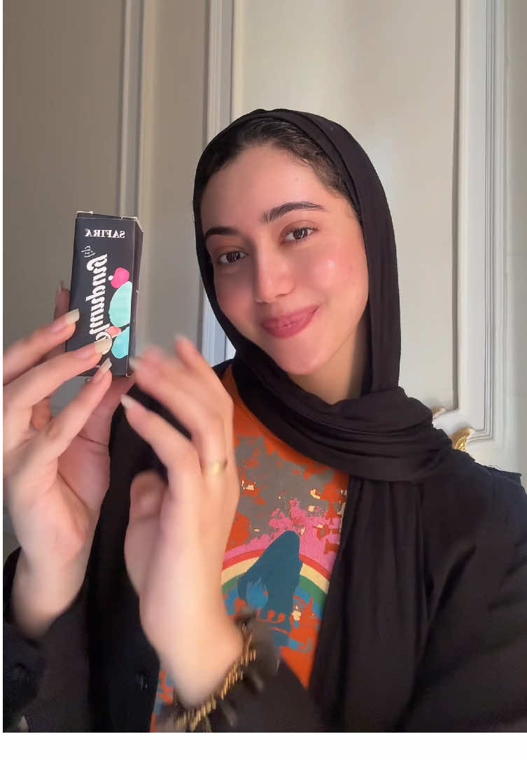 هتشوفي بنفسك الفرق الحقيقي قبل وبعد استخدام Lip Plumping وLip Serum من سفيرة ترطيب، نعومة، وامتلاء طبيعي من أول استخدام! - ترطيب فوري - نعومة ملحوظة - شفايف ضعف الحجم بشكل طبيعي بدون حقن - تكبير فورى فخلال دقائق - مظهر صحي ولون أجمل جربيهم مع بعض، وعيشي الفرق بنفسك! See the real difference yourself — before & after using Safira’s Lip Plumping & Lip Serum! Hydration, softness, and naturally fuller lips from the very first use. Instant hydration Noticeable smoothness Naturally plumper lips — no injections Visible volume in just minutes Healthier look & enhanced color Try them together and feel the magic! #Safira #LipSerum #LipPlumping #NaturalBeauty #LipCare Available now at: www.safiraserum.com