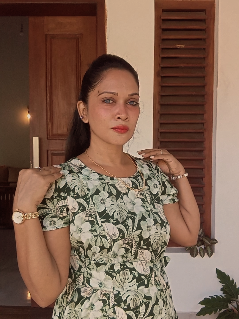 ඔයාගෙ මිහිරාවිටත් අරන් දෙන්න වටින ලස්සන ගවුමක්   Order කරන්න WhatsApp Message එකක් දාන්න 072 061 3176  #fypage #trendingfashion #foryoupagee #foryou #tiktoksrilanka #onlineshopping #fashion #girlsfashion 