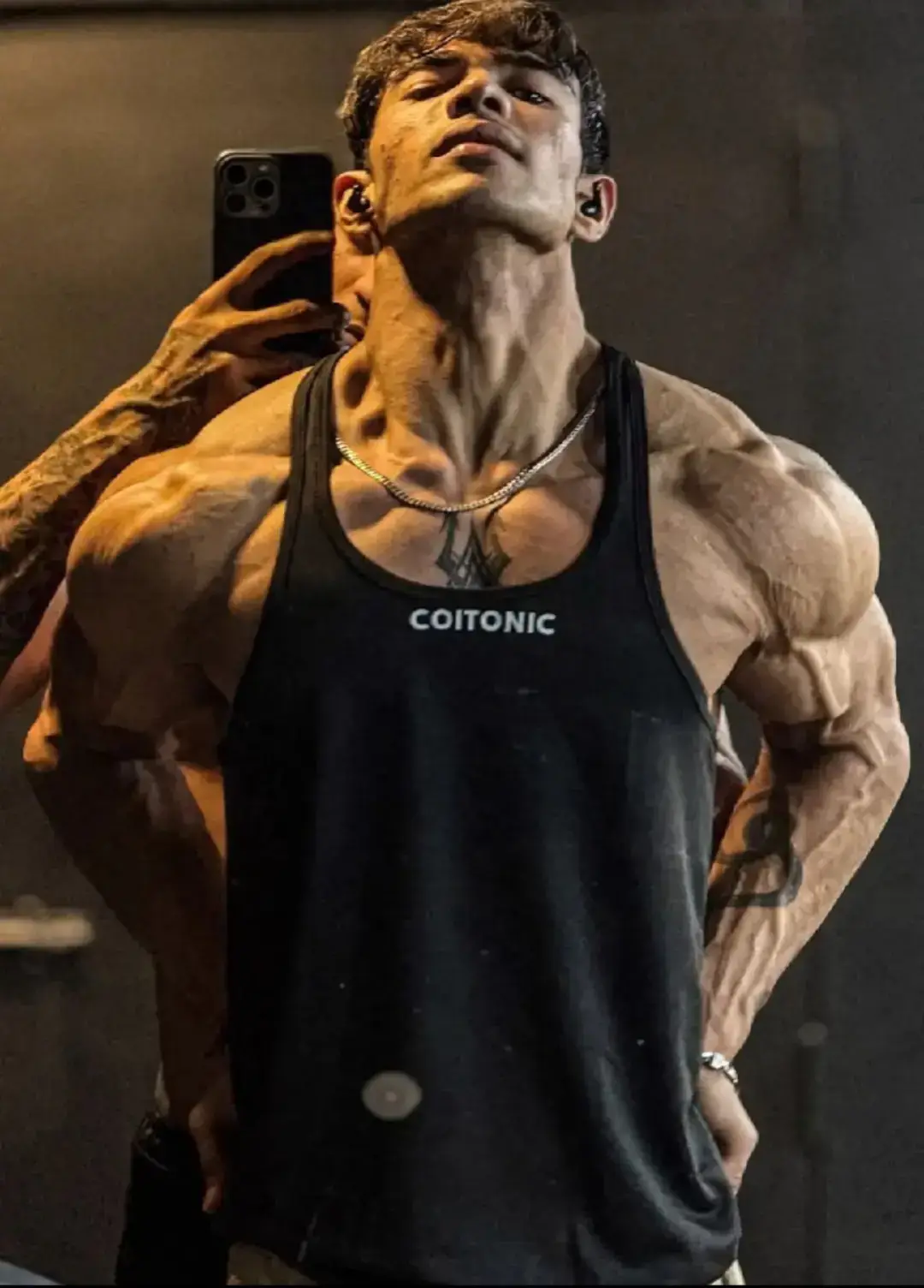 #gym 1M views please 🦂🐆🌚💪🏻