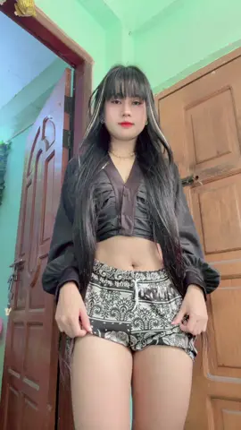 #မြင်ပါများပီးချစ်ကျွမ်းဝင်အောင်လို့🤒🖤 #viewတေရှယ်ကျ #thinkb4youdo #foryoupage #foryou #မျော်နေတဲ့❤လေးတွေအတွက် 