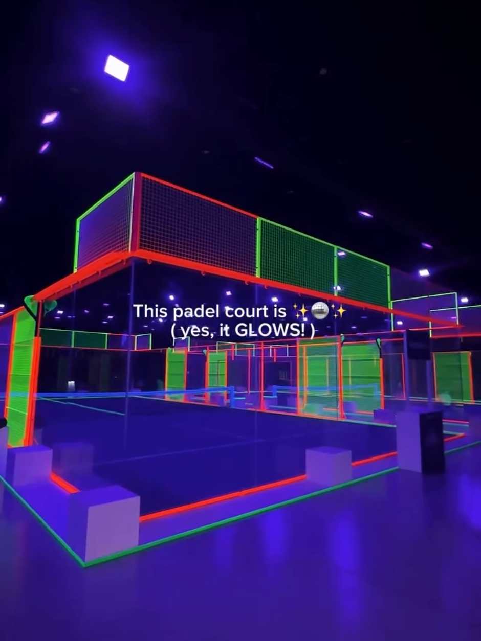 Tag who you're taking to play dark mode padel at these glow in the dark neon courts! 🔥👻   Fun idea or silly gimmick? 🤔 @divamarsha 🎥 #padelmania #padelspain #lovepadel #padeltips #padelworld #padelgirl #worldpadeltour #padelpro #padelitalia #padelsweden #padeltennis #padelroma #padelusa #padeladdict #padel #padelmexico #padelargentina #padeldubai #padeltennis #premierpadel #padelfip #playpadel #padeltraining #pádel #instapadel #padellovers #padeltime #padellove #pàdel