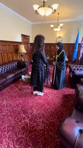 Had a chance to meet madam mayor @Rukhsana Ismail  !! True inspiration a kind woman and well deserving for the role  I will upload full version on my YouTube channel !!   Dress is from @Laam  Dress code is KMQ0214 use my code <kinni is happy> to get more discount #minivlog #pakistani_tik_tok #sheffield #rotherham #mayor 