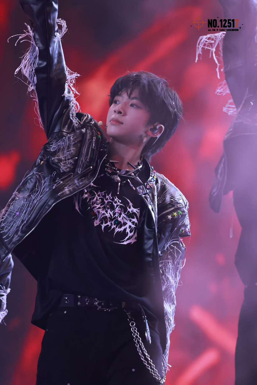 Thích vũ đạo của bài Deja Vu quá đi mất#chenjunming #陈浚铭 #trantuanminh #陈浚铭四代第一门面 