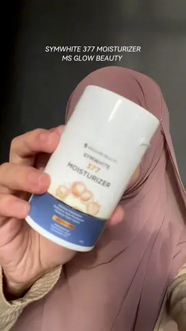 Bener bener bikin melembabkan, dan menjaga kulit tetap sehat @msglow.beauty #msglow #moisturizer #symwhite377 #glasskin 