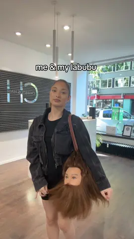 habt ihr auch schon ein premium labubu? #fyp #hairtok #fy #labubu #christoshair #friseurdüsseldorf #worklife #hairdresser #beautysalon #funnytiktok #ausbildung #memestiktok 