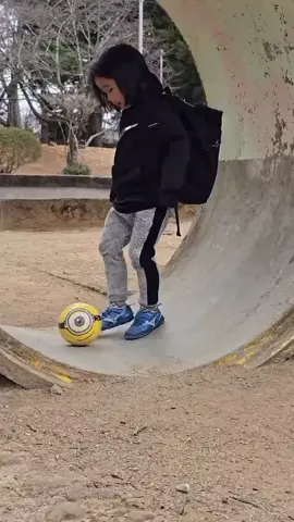 ⚽🔥♥️❤️ #foryou #pourtoi #fypviral #tik_tok #professional #sports #sportsontiktok #football #footballtiktok #goals #skills #tiktokfunny #fynnyvideo #respect #❤️ #😂😂😂 #❤️❤️❤️ #⚽🔥♥️❤️ 