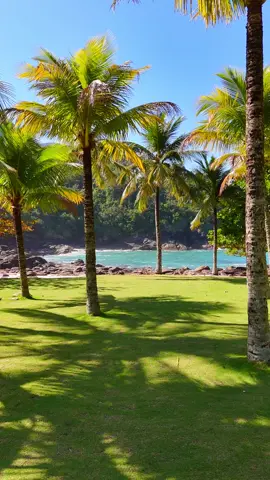 Praia de calhetas São Sebastião-SP  Um dos encantos no litoral norte paulista. 