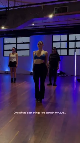 Come dance with me! (This is not sponsored I literally just love this place) #brisbaneheels #dancebrisbane #vhub @VHUB DANCE STUDIO BRISBANE 