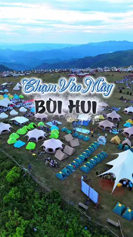 Du lịch hấp dẫn và sự trải nghiệm với mây trời. Ngày 9/8, UBND xã Đặng Thuỳ Trâm sẽ tổ chức sự kiện Chạm vào mây ở thảo nguyên Bùi Hui. Trong sự kiện có trưng bày đặc sản địa phương, âm nhạc, cắm trại... Thảo nguyên Bùi Hui dần trở thành điểm đến thu hút du khách khám phá đồi sim tím. Chạm vào mây là cảm giác khi Bùi Hui như giao điểm của đất và trời.#buihui #chamvaomay #buihuibatoquangngai #camping #quangngai #dulich #khámphaquangngai #flycam 