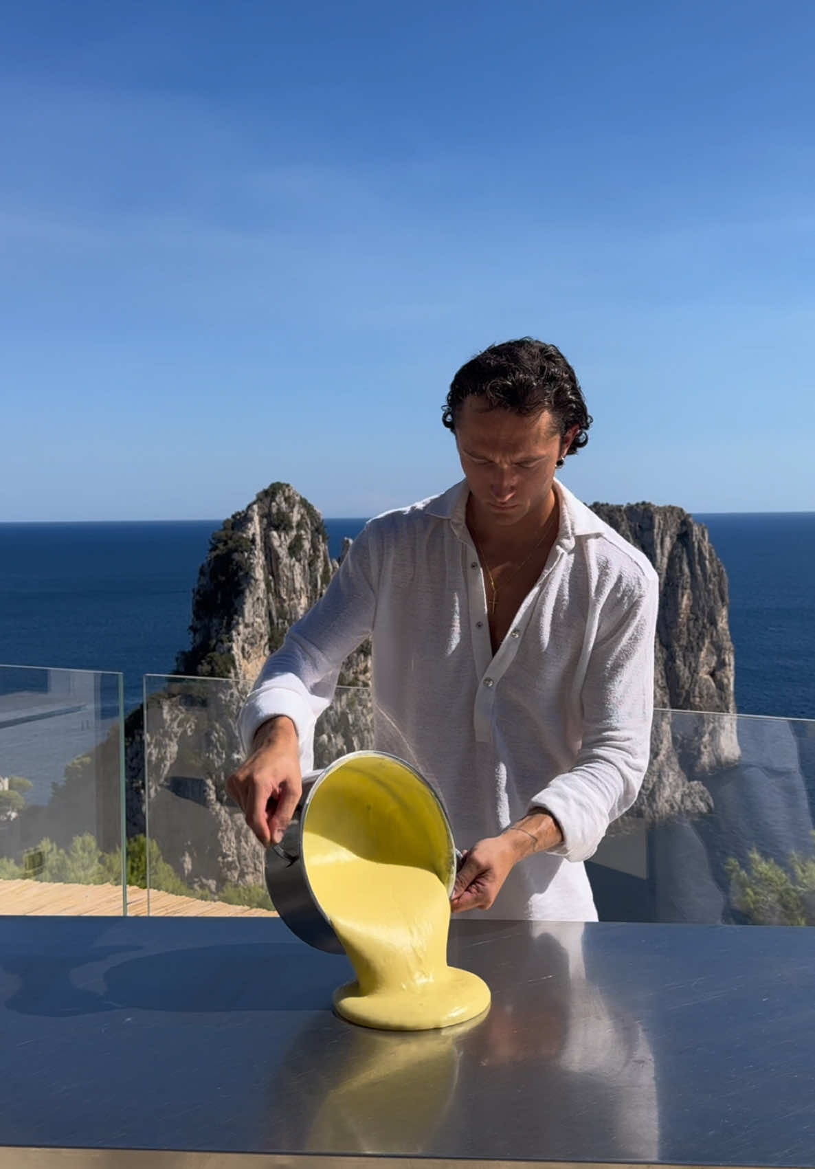 Right here in Capri, where the sea meets my Neapolitan roots, I created for the first time a dessert devoted to linen. Crafted entirely from flaxseed ingredients, it takes the pure, essential shape of a single seed. Here, flax becomes the flavor, the details of the outfit and every element of its presentation. Here's the homage to my land, a breath of Capri. #pastry #pasticceria #italia #dessert #capri 