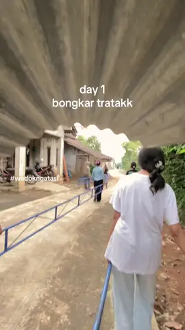 pokokke ngatasii😭                                   #fyp #foryoupage #xybca #a4 #agustusmerdeka #lomba17agustus #merdeka #wedokngatasi #viraltiktok #temanggung #karangtaruna #viralvideo #randomvideo 