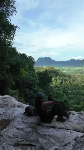 เเพ้เสียงในหัวอะ ขอโทษด้วยทุกโคนนน #เดินป่า #ธรรมชาติบําบัด #เดินไปหลงไป 