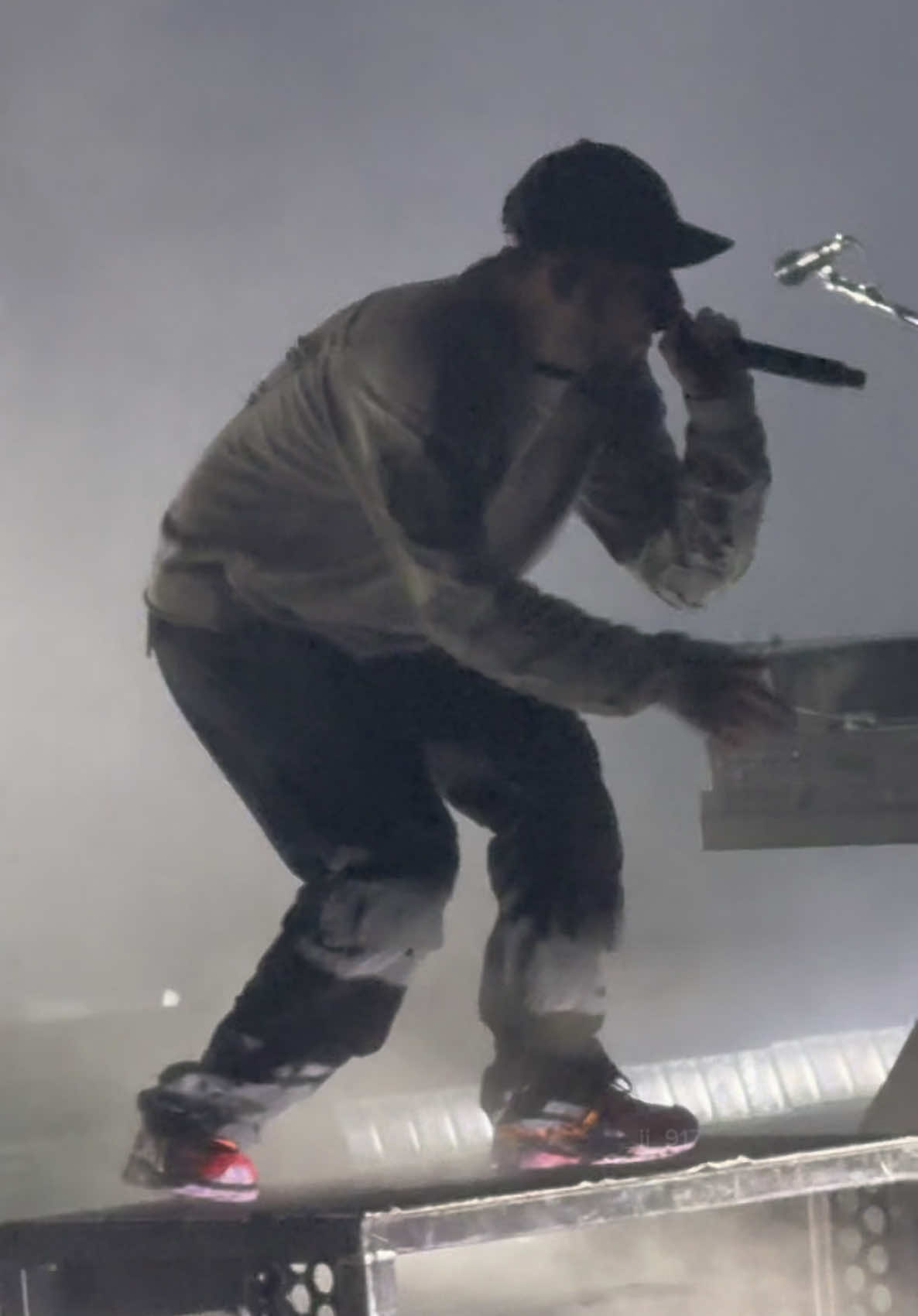 Linkin Park-Papercut🔥#linkinpark #mikeshinoda #emilyarmstrong #papercut #rockrap #rock #2025concerts #concerts #fyp #fypシ゚viral #foryoupage 