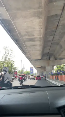 Suka sekali kalau sudah dijalan ini🥰🥰 #pettaranimakassar #pettaranivibes #makassarhits #makassarfyp 